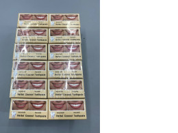 ISME Rasyan Herbal Clove Toothpaste with Coconut.  