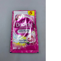 Downy Garden Bloom concentrated laundry detergent, 3 grams.
