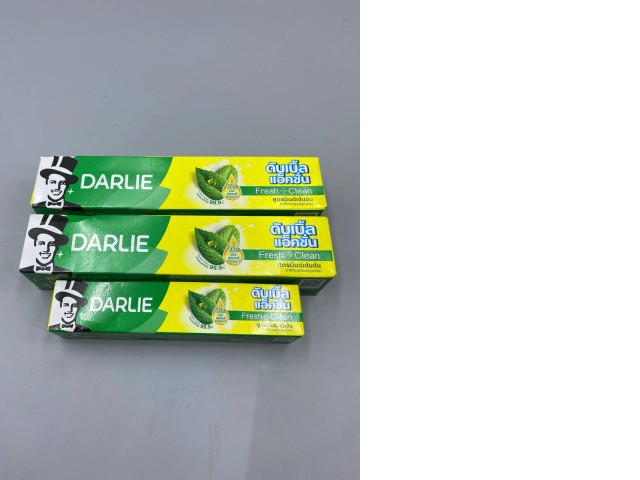 Set of 3 Darlie Double Action Toothpaste, an oral care product designed for deep cleaning and long-lasting freshness. Set of 3 Darlie Double Action Toothpaste, an oral care product designed for deep cleaning and long-lasting freshness.