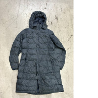 The North Face long-sleeved hooded winter jacket, often referred to as a parka.