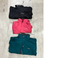Set of 3 The vintage-style Berghaus Gore-Tex waterproof jacket is a classic outdoor gear item from the 1990s. Set of 3 The vintage-style Berghaus Gore-Tex waterproof jacket is a classic outdoor gear item from the 1990s.