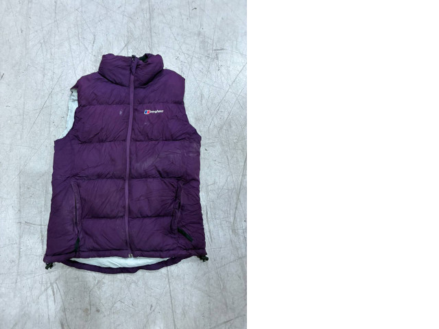 Berghaus down gilet or quilted vest featuring Hydrodown technology for lightweight warmth. Berghaus down gilet or quilted vest featuring Hydrodown technology for lightweight warmth.