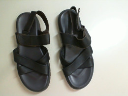 Open-toe men's shoes Open-toe men's shoes