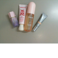 Sheglam cosmetics set. eyes concealer. Color bloom liquid.Cream. Shampoo
