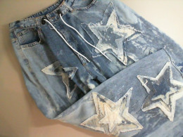 Jeans with appliques