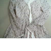 Short dress with lace