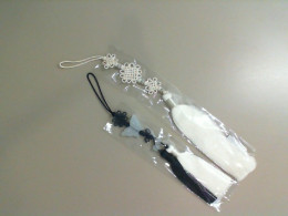 Decoration from 2 fabrics