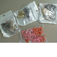 Set of 4 packs, clips and rivets for clothing decoration