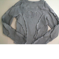 Gray long-sleeved blouse with embroidery Gray long-sleeved blouse with embroidery