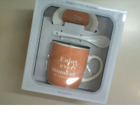 Gift set: Ceramic mug, spoon and saucer