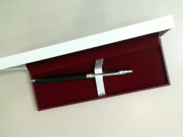 Artifact Pen in a case