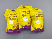 set of 3 Crispy golden banana chips filled with passion fruit jam.