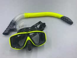 Snorkeling mask set with snorkel.
