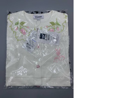 Women's white Playboy cardigan Women's white Playboy cardigan