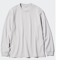 AIRism long-sleeved cotton t-shirt.