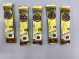 Set of 5 L7 brand 3-in-1 instant coffee mix, which is packaged in convenient 17-gram serving sticks. Set of 5 L7 brand 3-in-1 instant coffee mix, which is packaged in convenient 17-gram serving sticks.