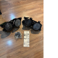 Set of 2 BMW 5er 2/88 headlights