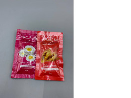 Set of 2 Hair care product sachets X Cute Me Xtra Moist and Xtra Volume & Silky