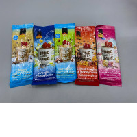 Set of 5 "House of Coffees - Hug in a Mug" offers a variety of ready-to-drink iced coffee sachets in different flavors.