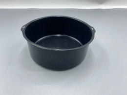 Patisse brand 20 cm round non-stick cake pan for use in air fryers.