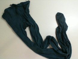 Dark green women's tights