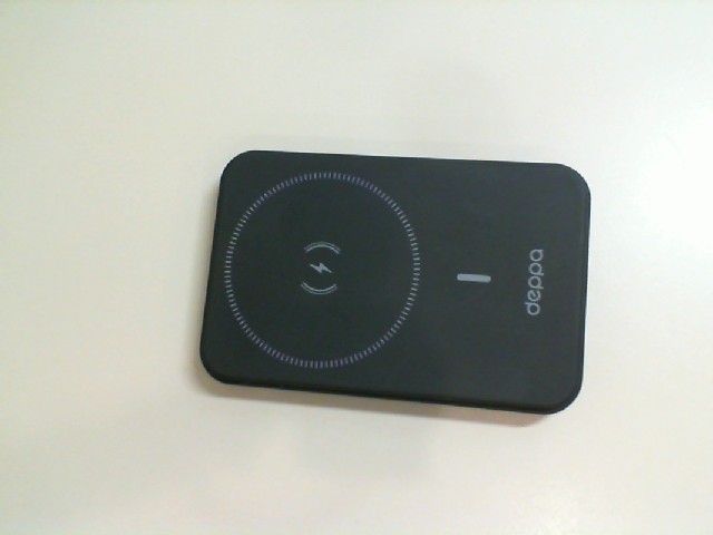 Deppa NRG Basic MageSafe 5000mAh, 15W QI Black (33666), not new Deppa NRG Basic MageSafe 5000mAh, 15W QI Black (33666), not new