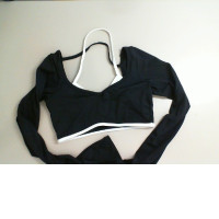 Women's sports top with long sleeves