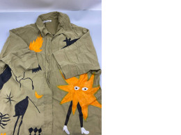 Brown short-sleeved shirt