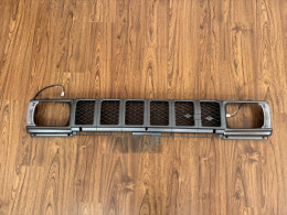 Toyota radiator grille spare Second hand