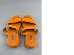 Orange platform high-heeled sandals for women from Bata Red Label. Orange platform high-heeled sandals for women from Bata Red Label.