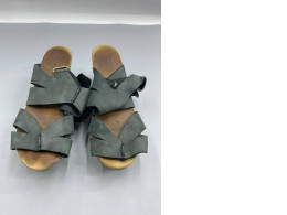 The Mahonia slide sandals for women from Teva.