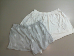 Set of 2 fabric shorts