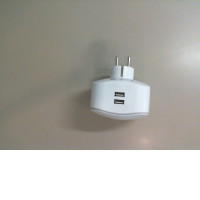 Socket adapter