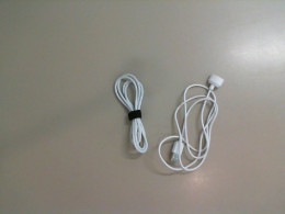 A set of 2 charging cables A set of 2 charging cables
