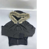 black Y2K-style zip-up hoodie featuring a faux fur-trimmed hood. black Y2K-style zip-up hoodie featuring a faux fur-trimmed hood.