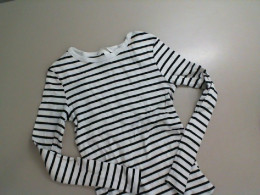 Long sleeve striped T-shirt