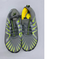  Hike Footwear unisex barefoot shoes, designed to promote natural foot movement and posture. 