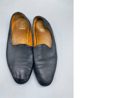 B.Well Trio black leather loafers