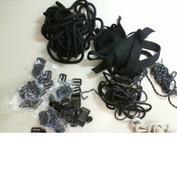 A set of 5 pelvic ropes and a large set of plastic bag fasteners