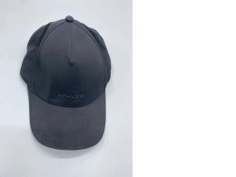 Black baseball cap