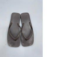 Brown TKEES Lily Liners sandals. Brown TKEES Lily Liners sandals.