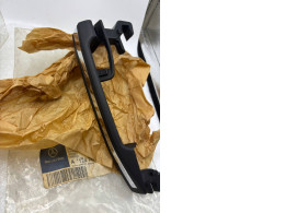 Mercedes car handle Mercedes car handle