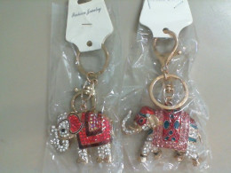 Set of 2 elephant keychains
