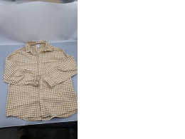 Long-sleeved plaid shirt