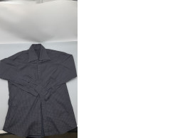 Black long-sleeved shirt Black long-sleeved shirt