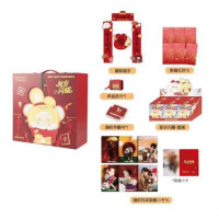 This limited-edition "Chinese New Year" gift set is a collaboration between AYOR Toys and Tian Xuning and includes a poem and handwritten Chinese New Year greetings, as well as a red envelope with New Year wishes.