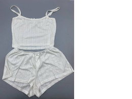 Women's pajamas style Women's pajamas style