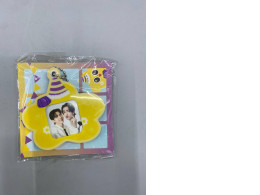 CERI MAGNETIC PHOTO FRAME ACRYLIC KEYCHAIN CERI MAGNETIC PHOTO FRAME ACRYLIC KEYCHAIN