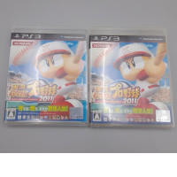 Set of 2 Jikkyou Powerful Pro Yakyuu 2011, a baseball simulation video game developed by Diamond Head and published by Konami. 