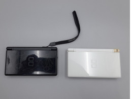 Set of 2 Nintendo DS Lite portable gaming console. Model: Nintendo DS Lite (NOT NEW) Set of 2 Nintendo DS Lite portable gaming console. Model: Nintendo DS Lite (NOT NEW)